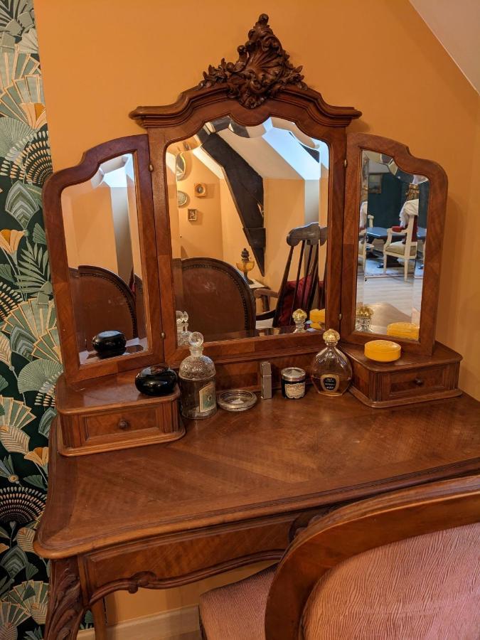 Suite Orient Express Dans L'Auberge Des Trains Mythiques Laniscat Kültér fotó